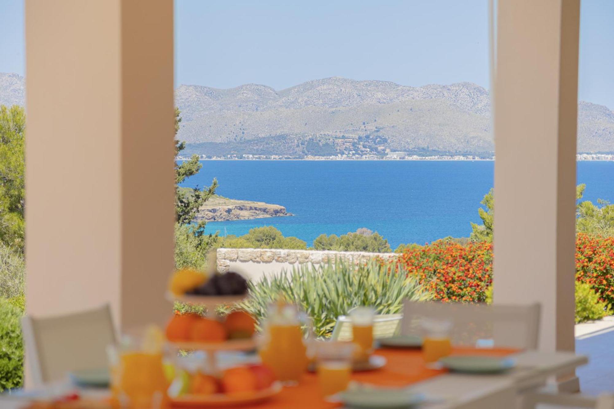 Villa Garau / Heura 8 Alcudia (Mallorca)